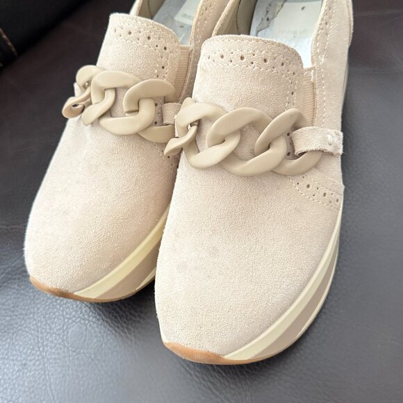 Dolce Vita Beige Platform Loafers - Picture 2 of 9